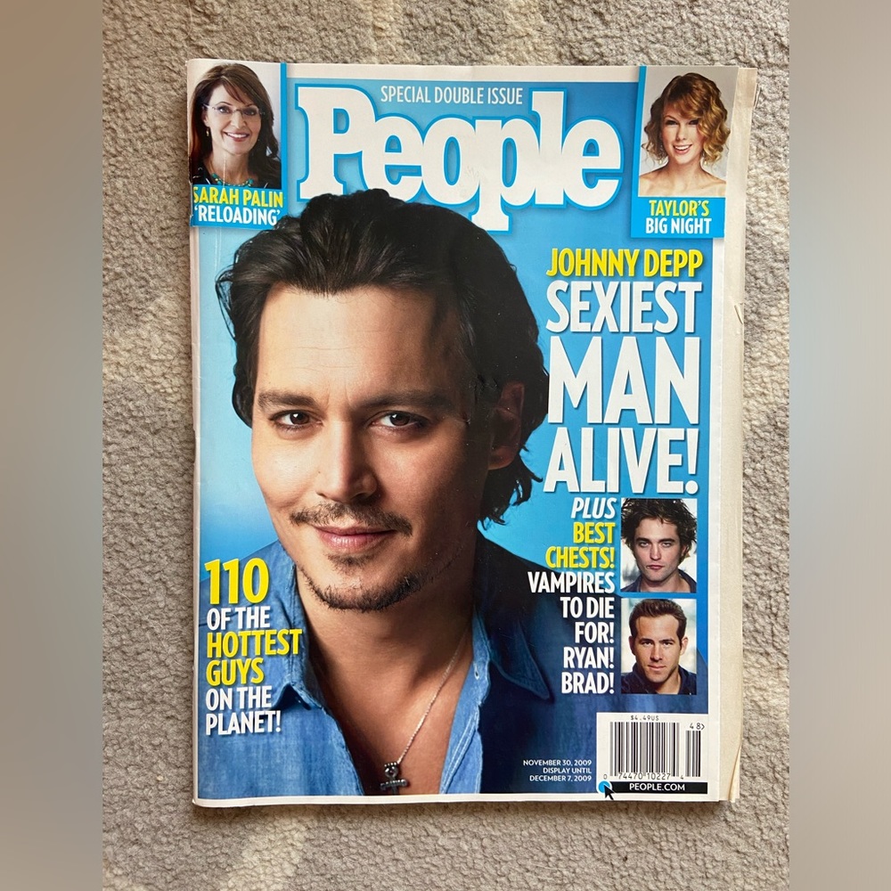 JOHNNY DEPP Sexiest Man Alive People Magazine November 2009